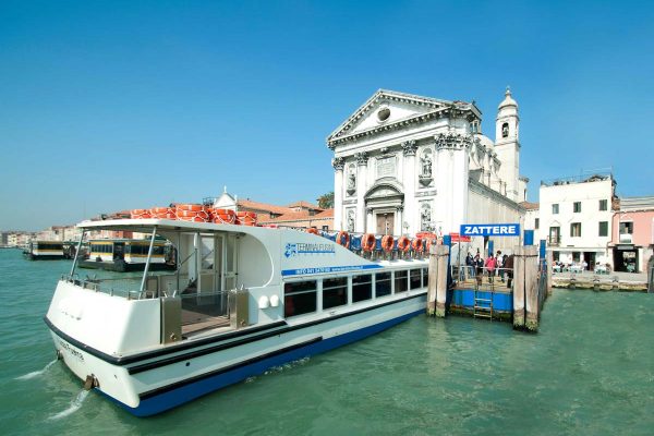 galleria-zattere-06 galleria-zattere-06