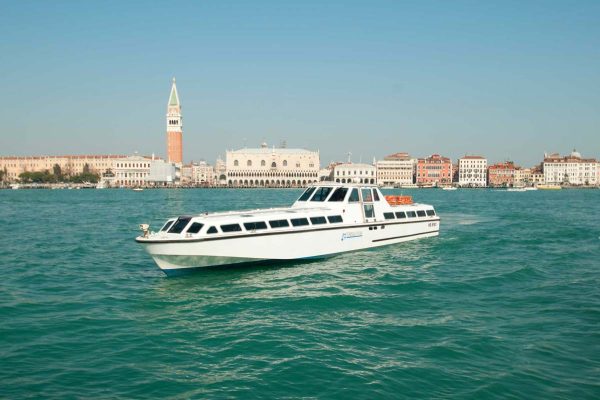 galleria-zattere-07 galleria-zattere-07